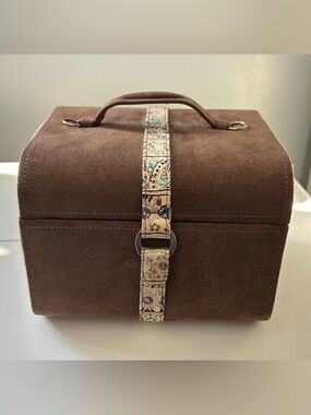 WOLF Designs Jewelry Box Travel Case | Brown Faux Suede | Mirror | Multi Tier